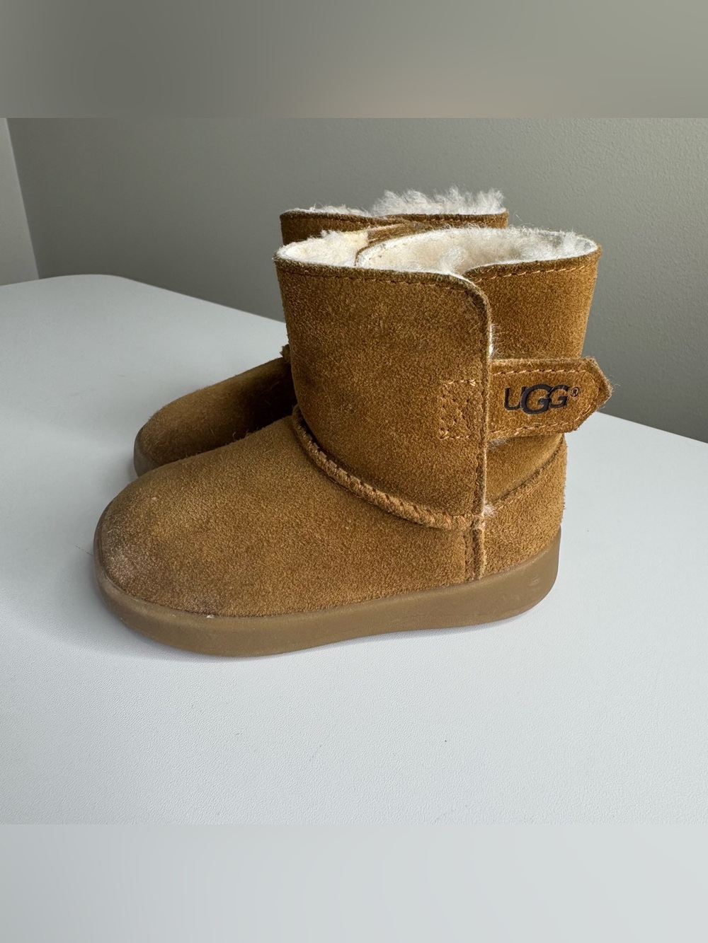 UGG Toddler Tan Suede Shearling Short Boots  Size 4/5